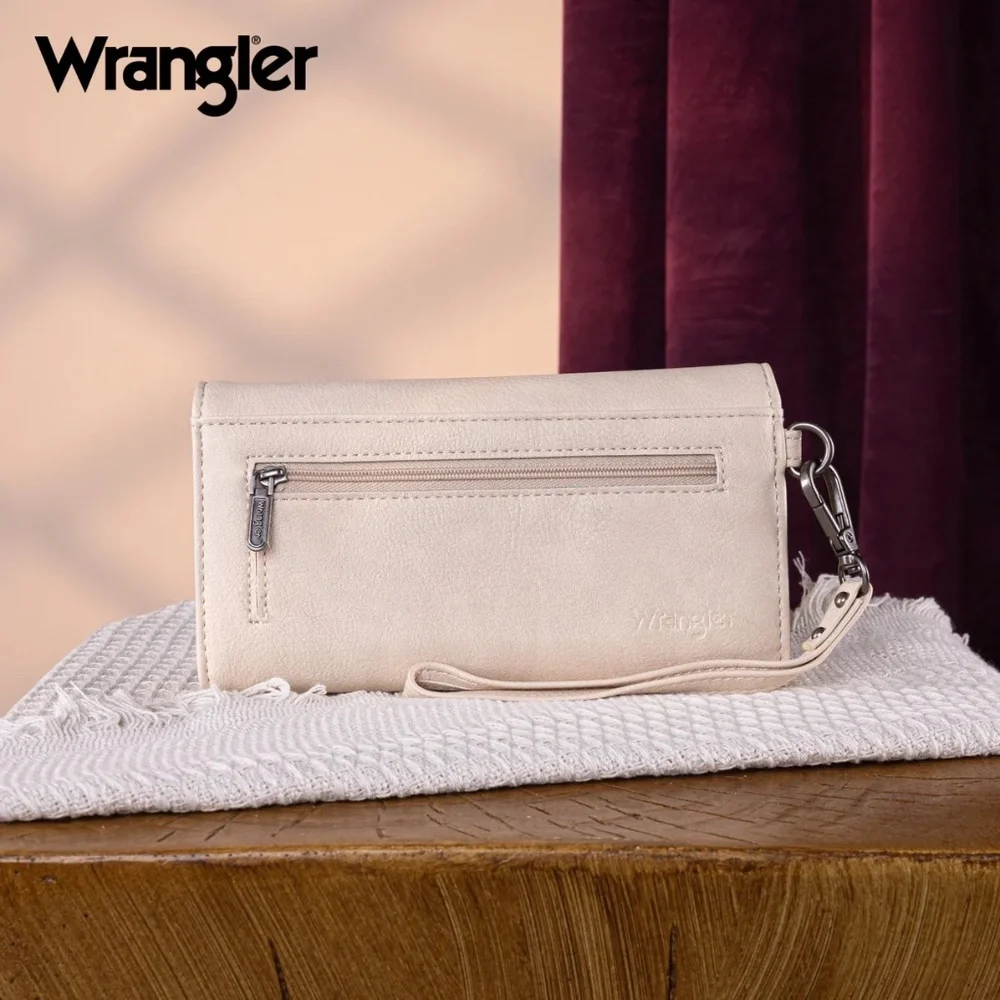 Wrangler Whipstitch Wristlet Wallet Tan